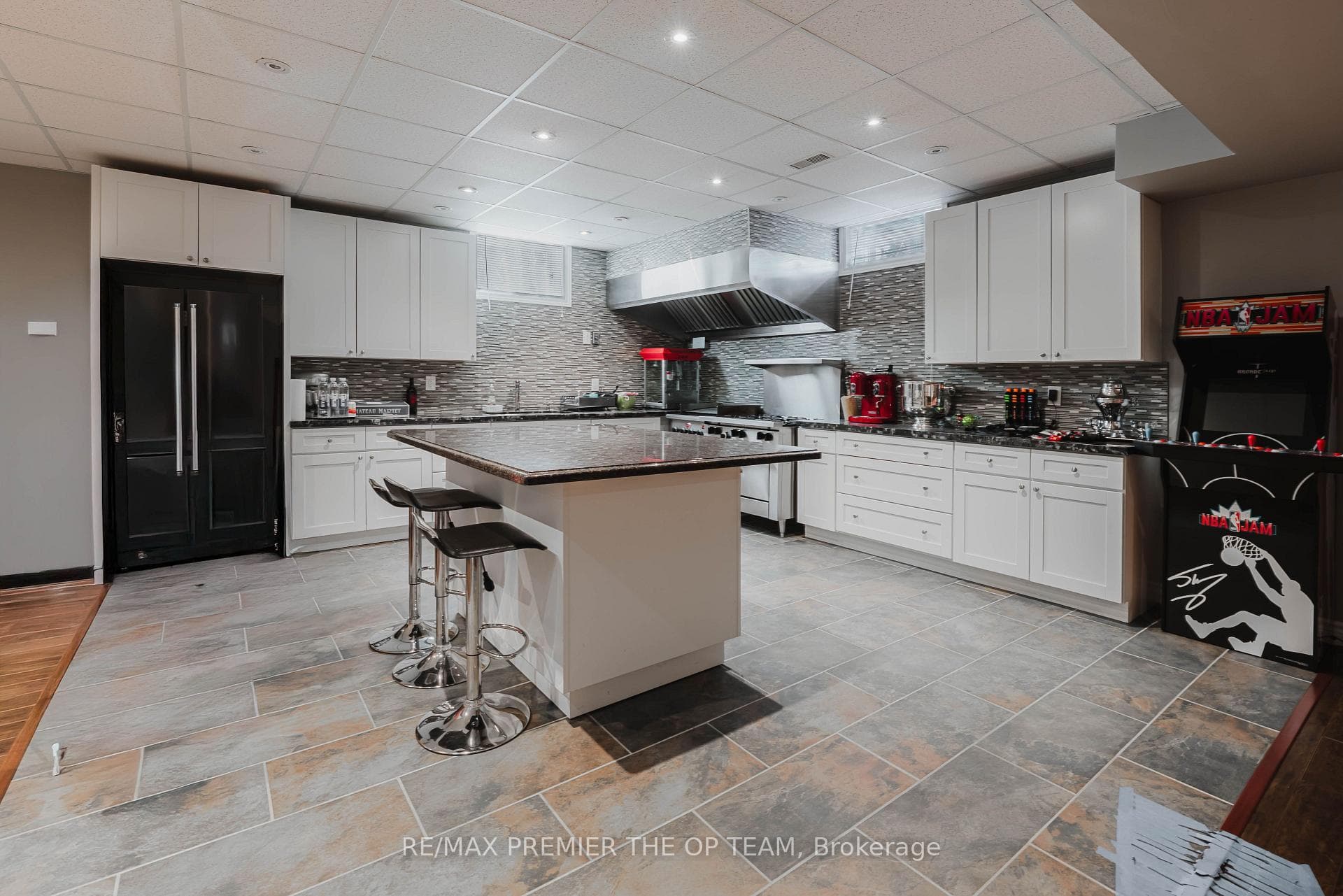 56 Park Ridge Drive Unit Full photo 30