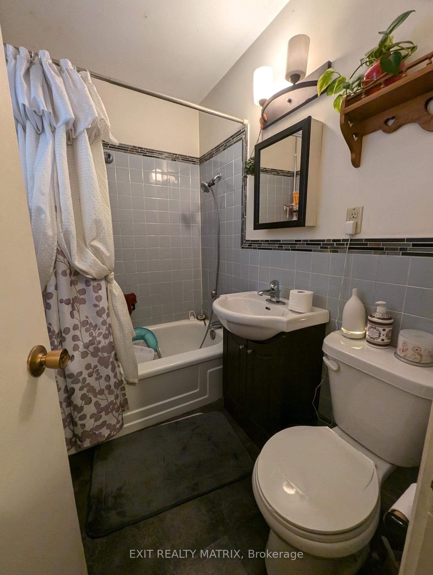 2039 County Rd 44 Road Unit 6 photo 3