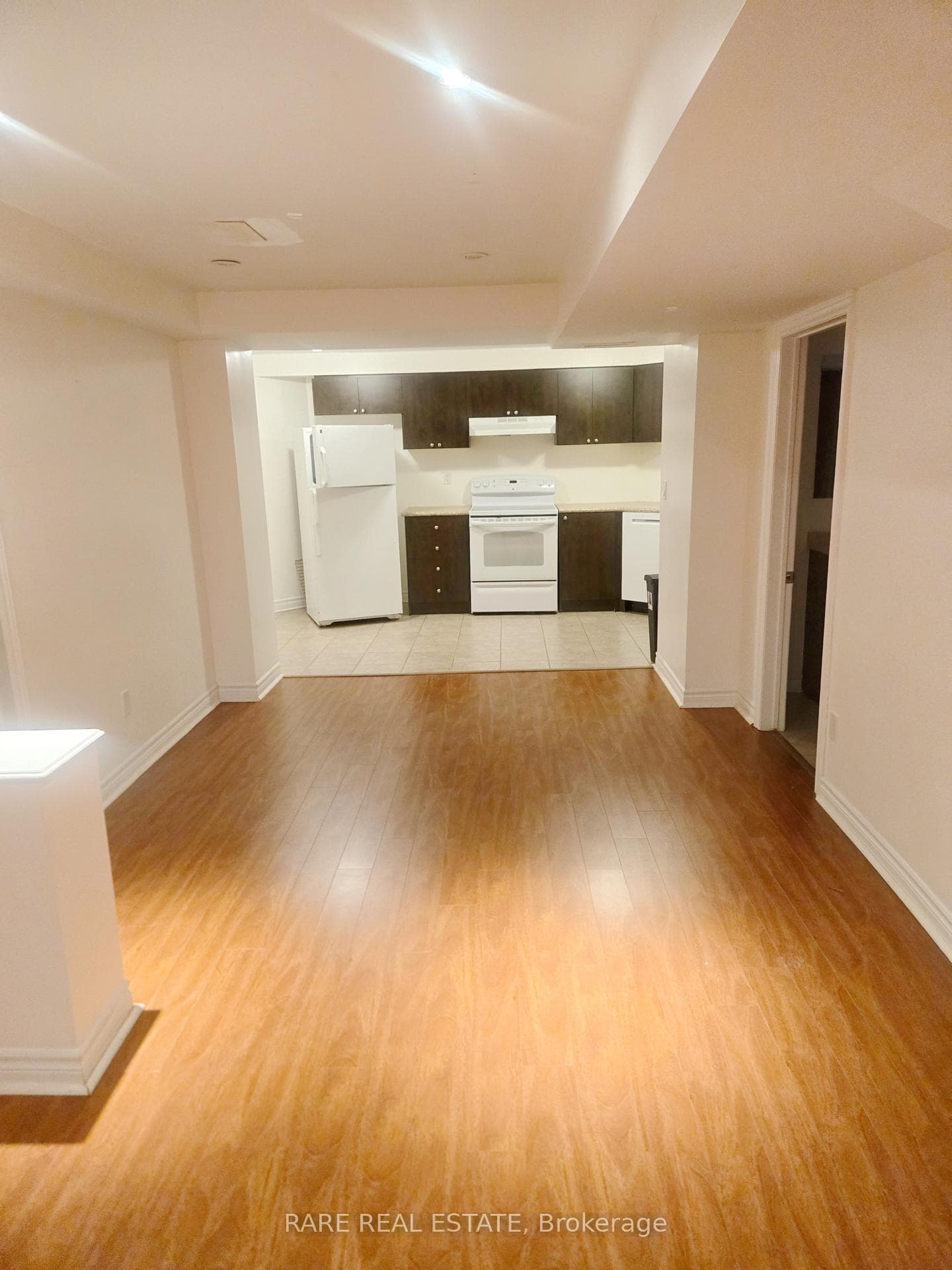 4594 Bismark Crescent photo 1
