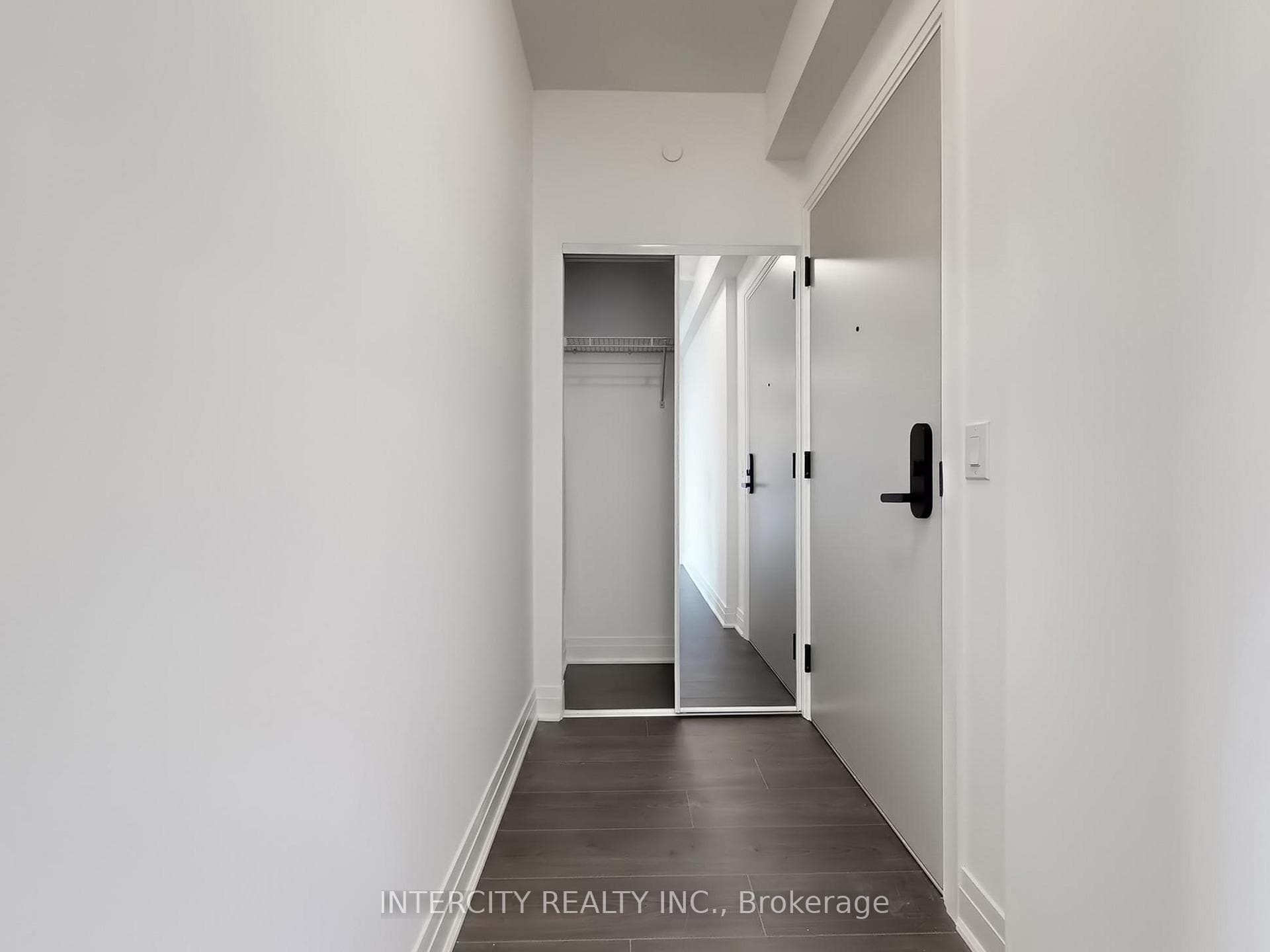 700 Sheppard Avenue Unit 707 photo 42