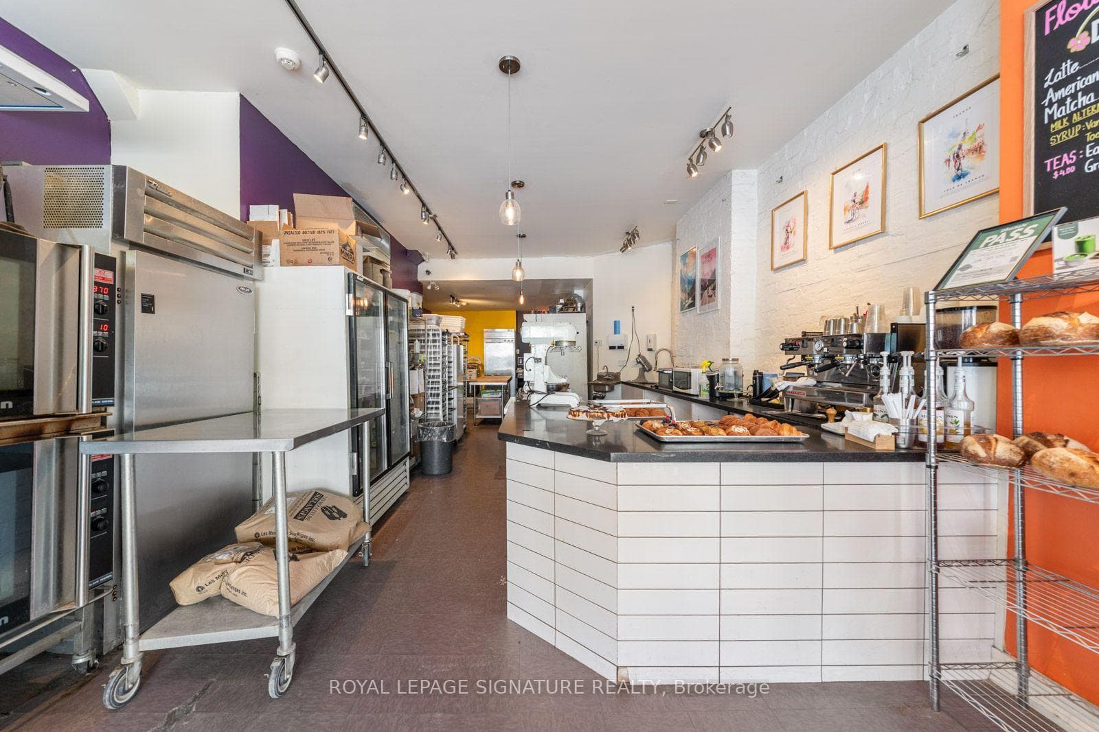725 Dovercourt Road photo 10