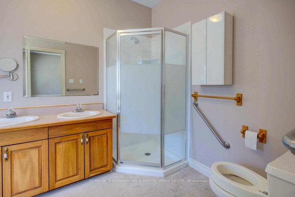 449 Townsend Road photo 17