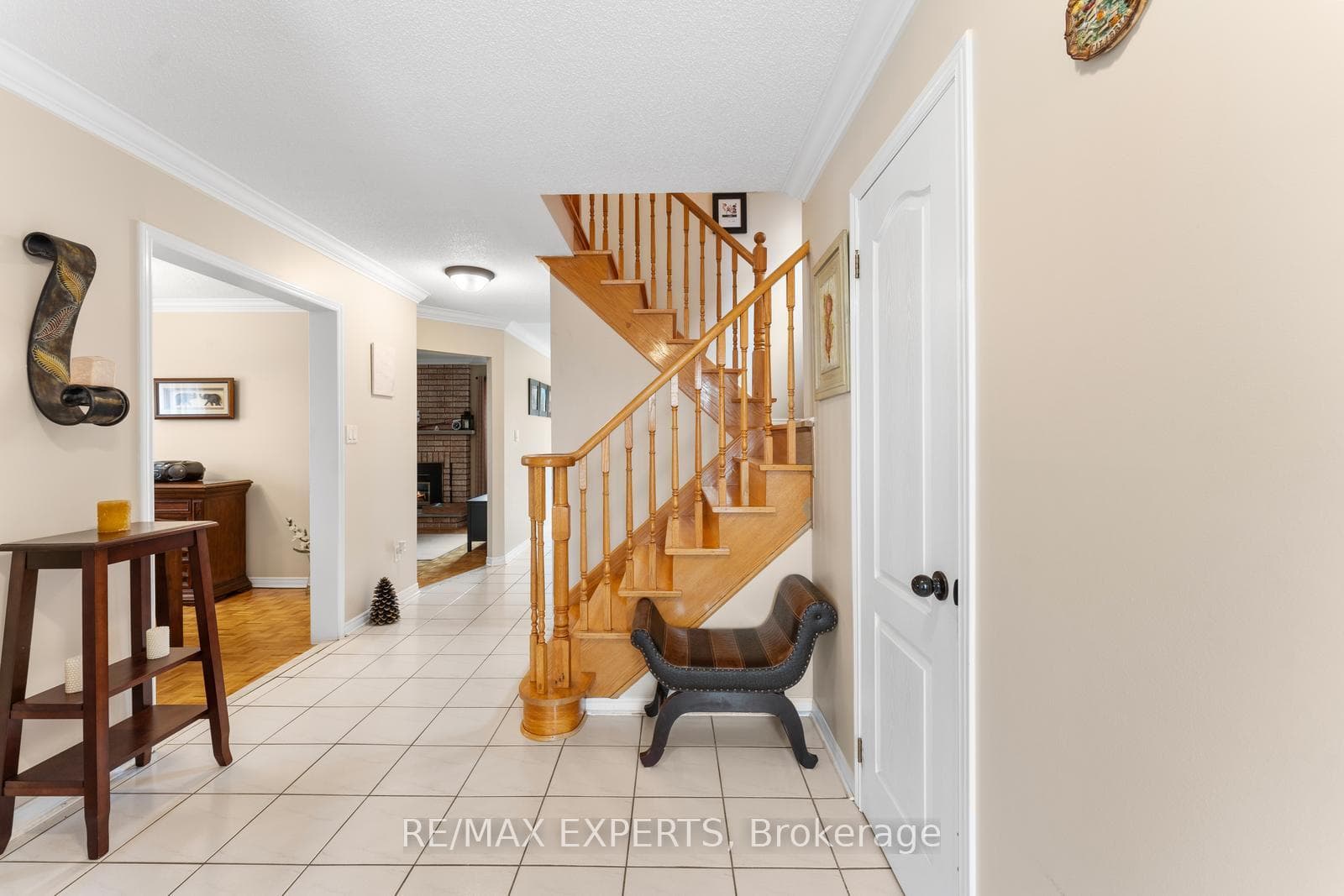 130 Pentland Crescent photo 6
