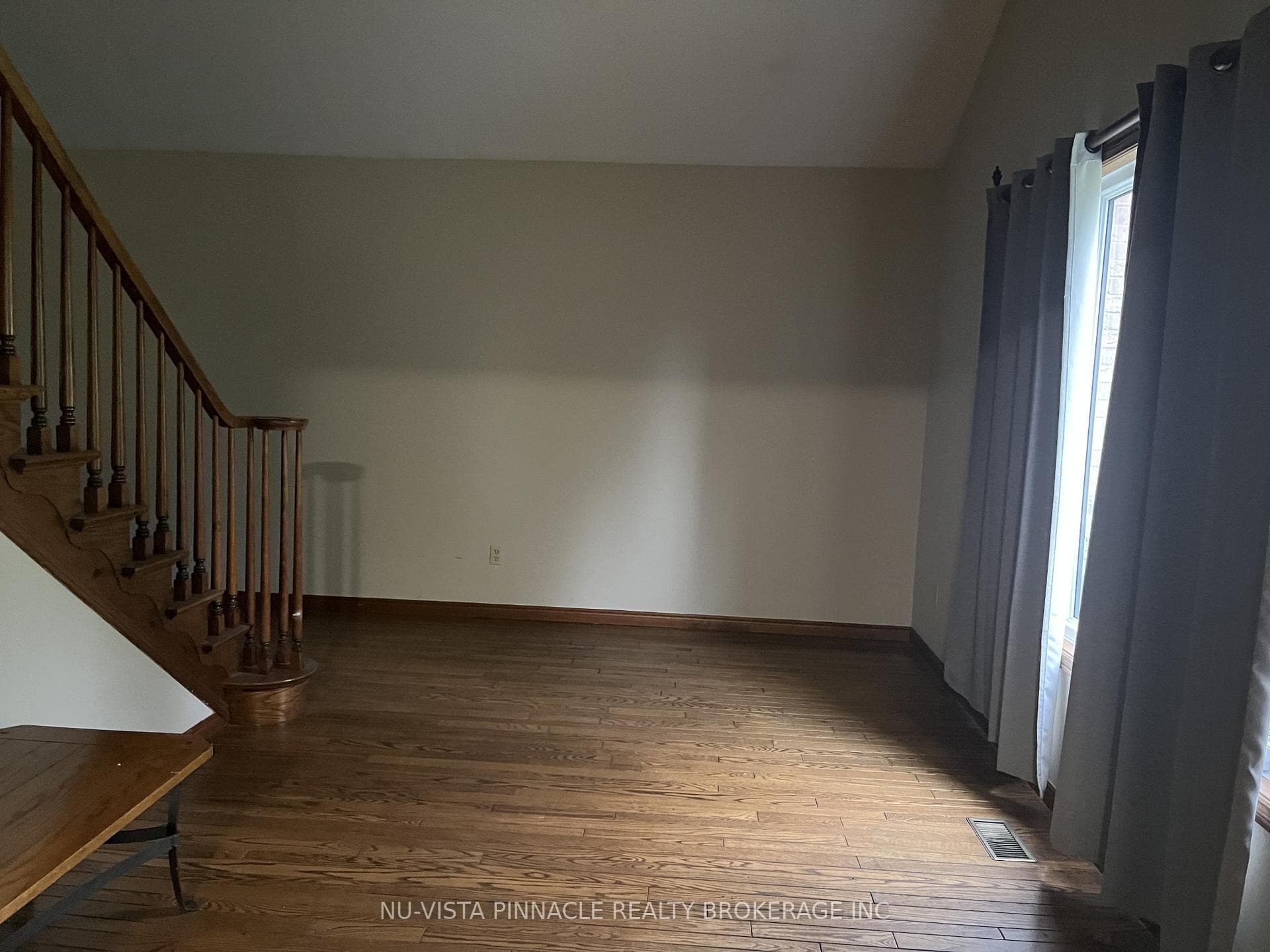 101 Castlegrove Boulevard photo 16