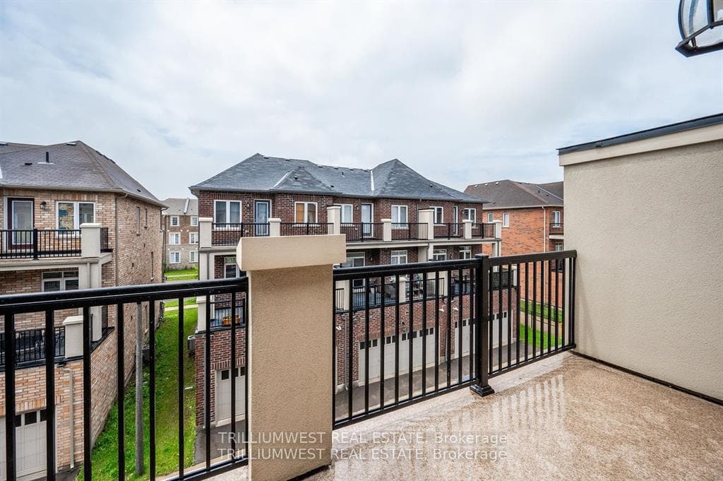 3300 Erasmum Street photo 25