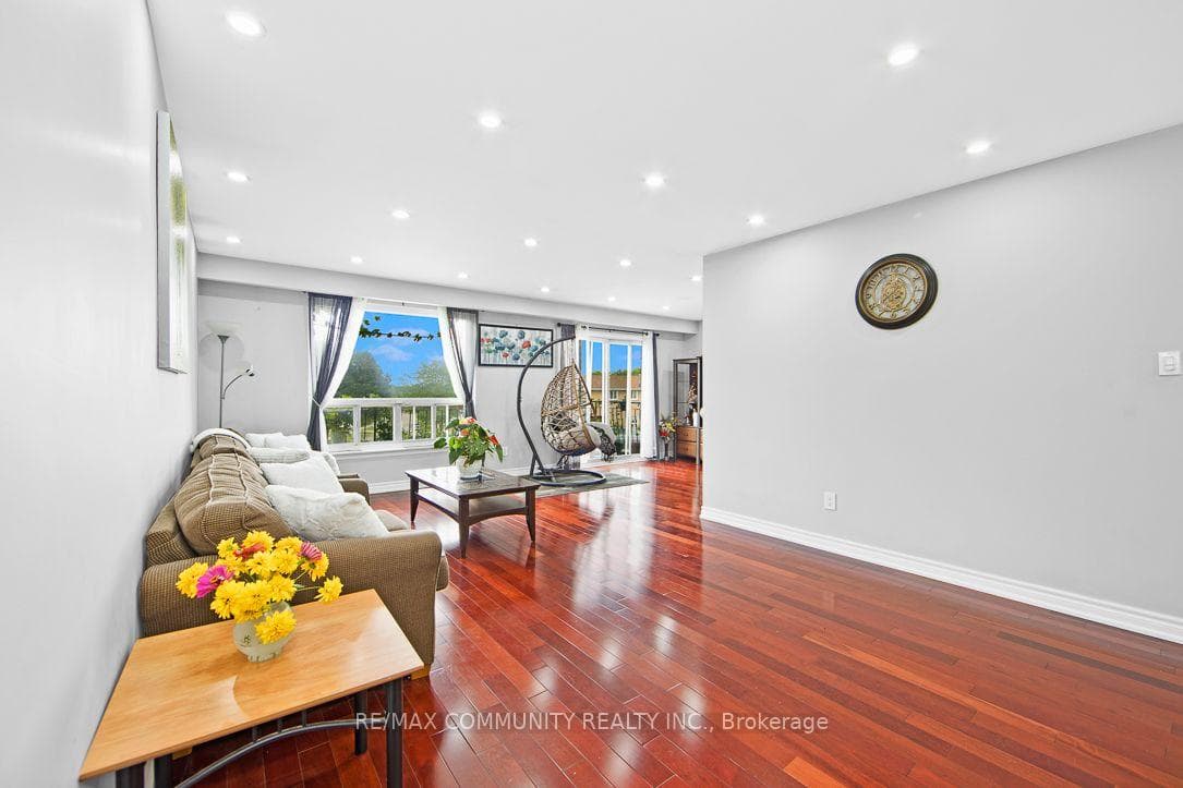 17 Tineta Crescent photo 9