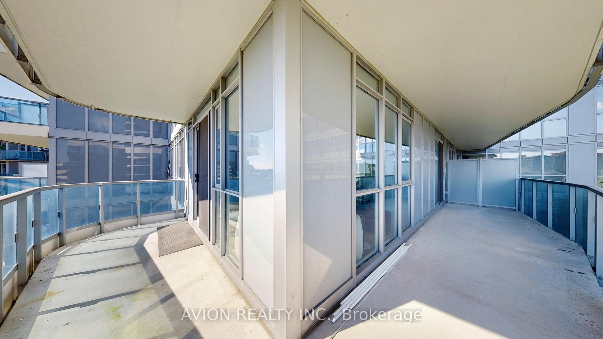 9471 Yonge Street Unit 532 photo 37