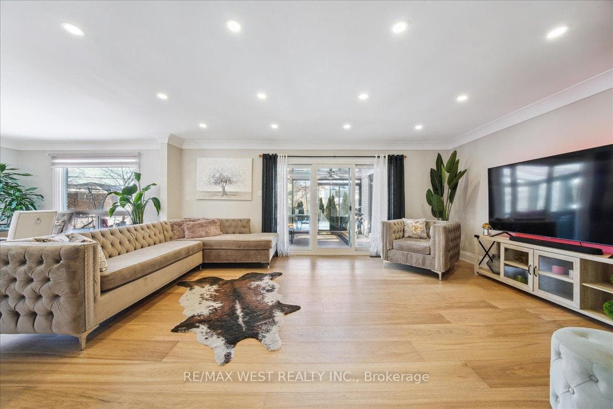 6 Clementview Court photo 6