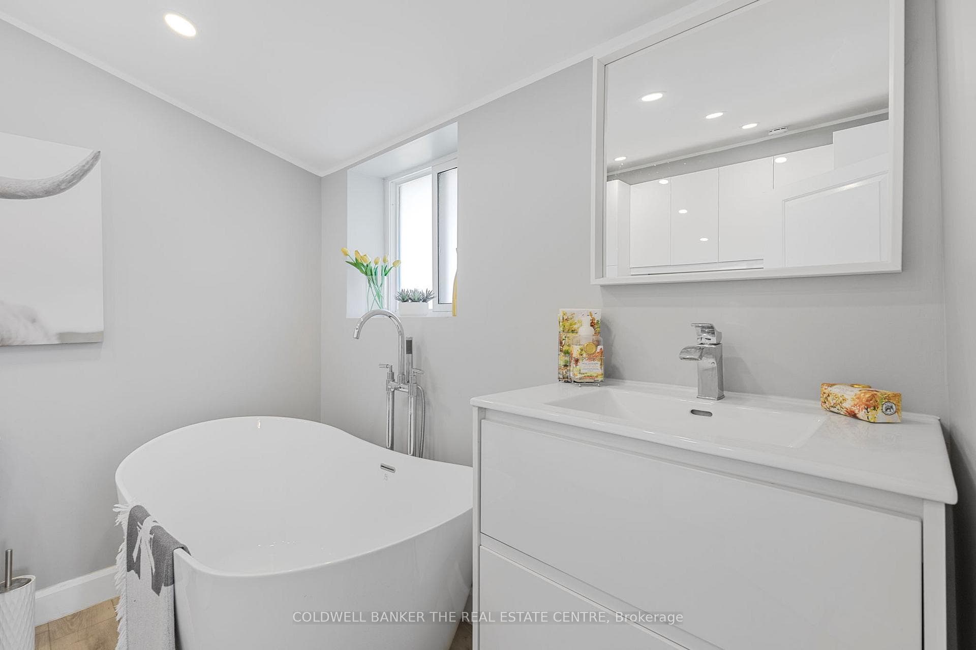 18 Eugenia Street photo 15