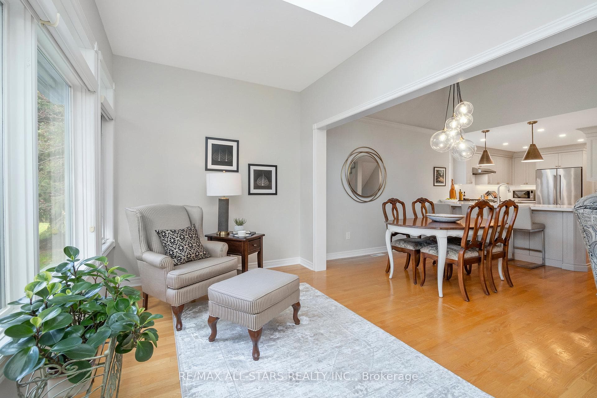 16 Emily Glen Way photo 18