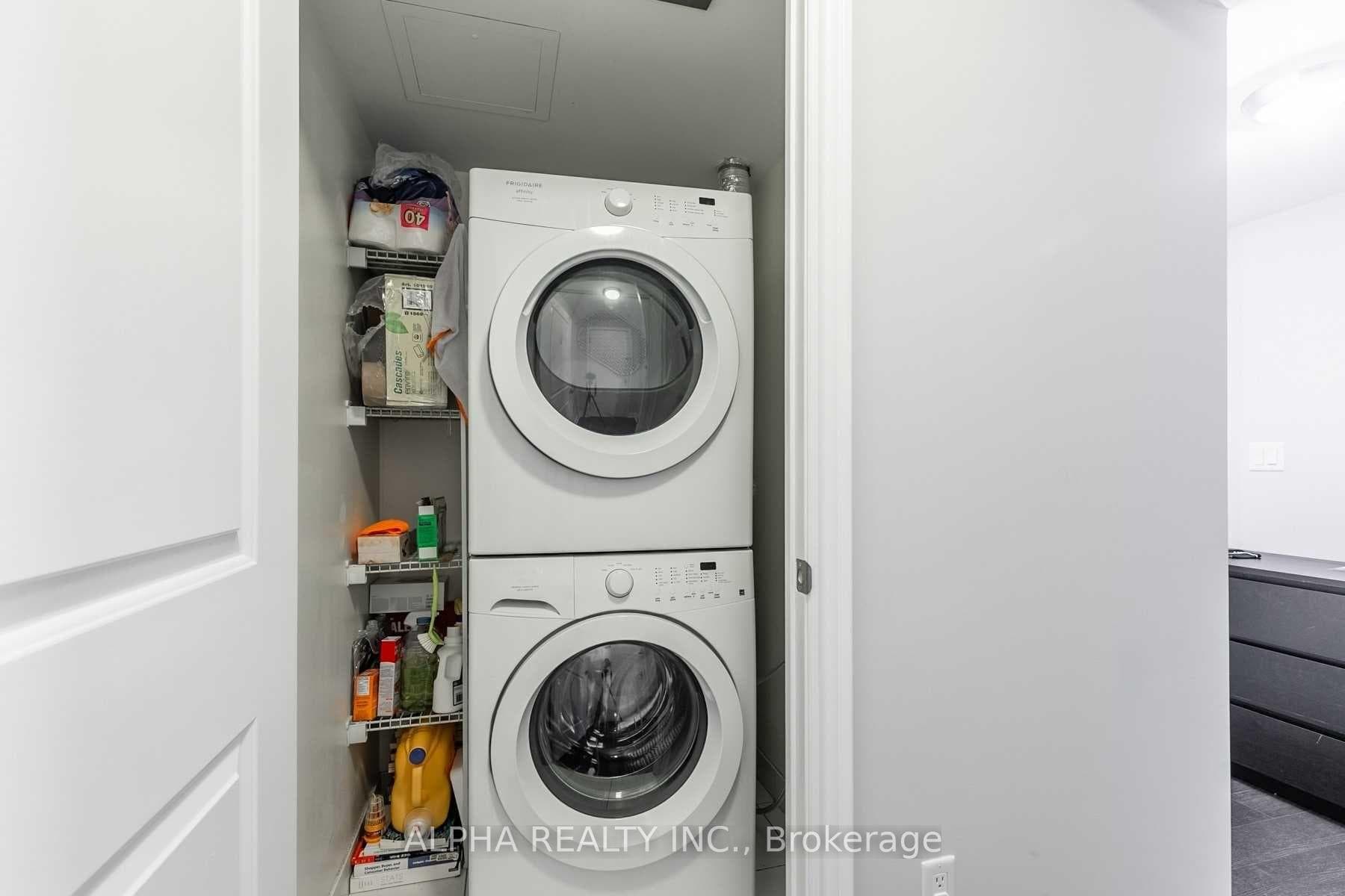28 Ted Rogers Way Unit 1602 photo 21
