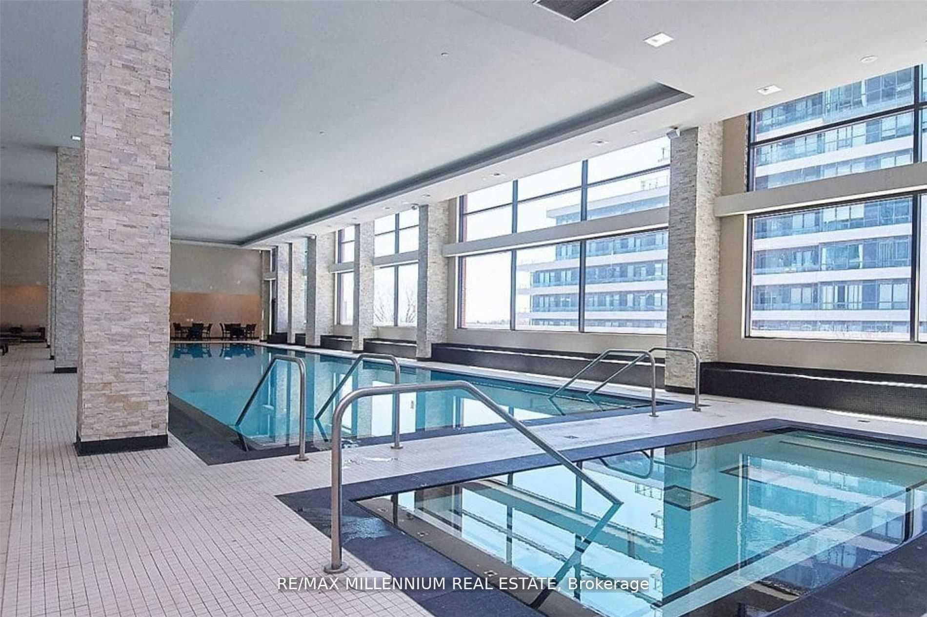 2212 Lake Shore Boulevard Unit 3106 photo 18