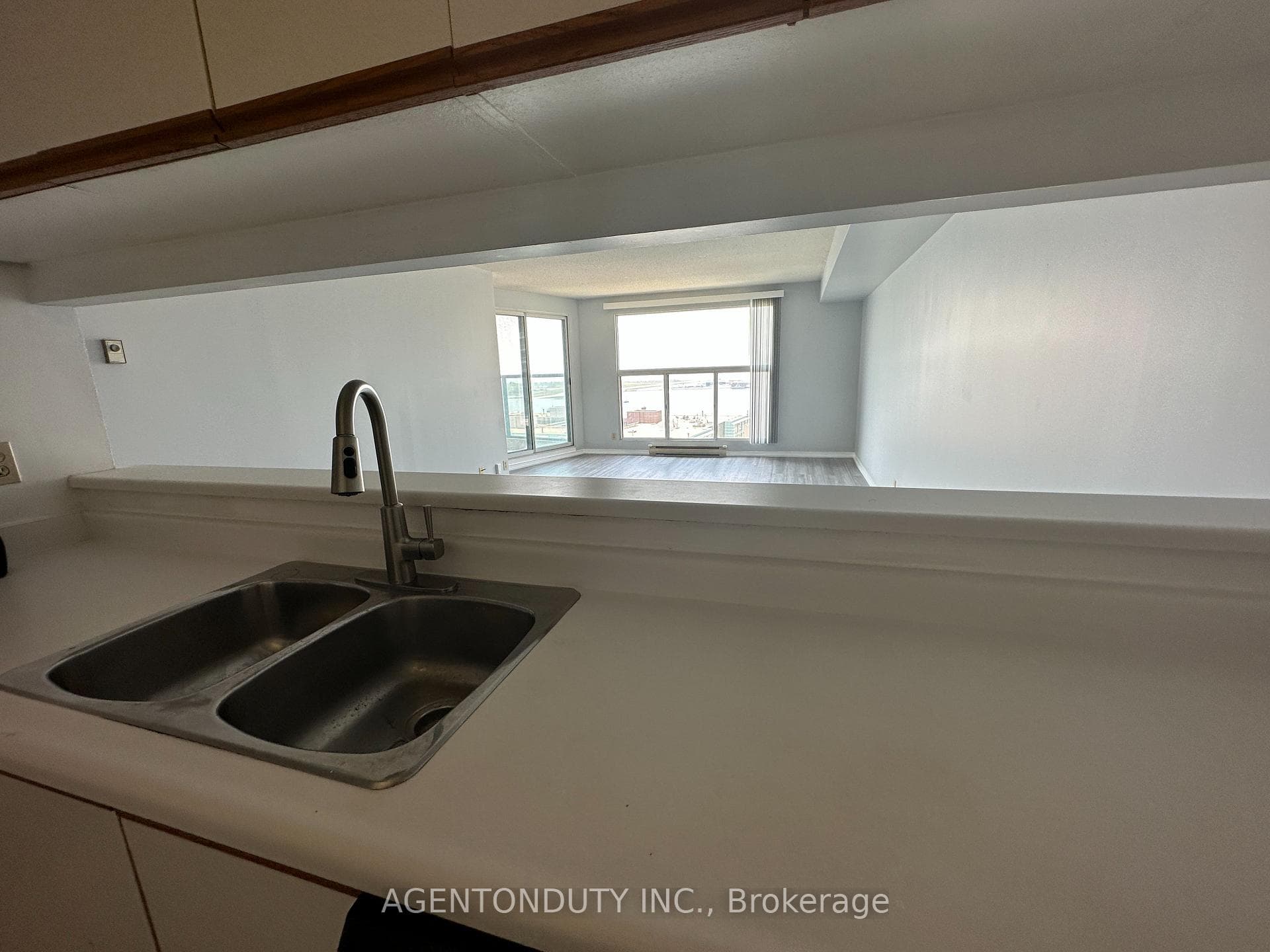 77 Harbour Square Unit 2211 photo 17