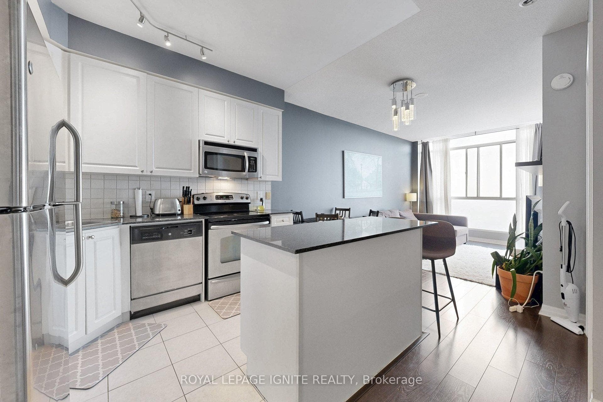 225 Webb Drive Unit 1809 photo 14