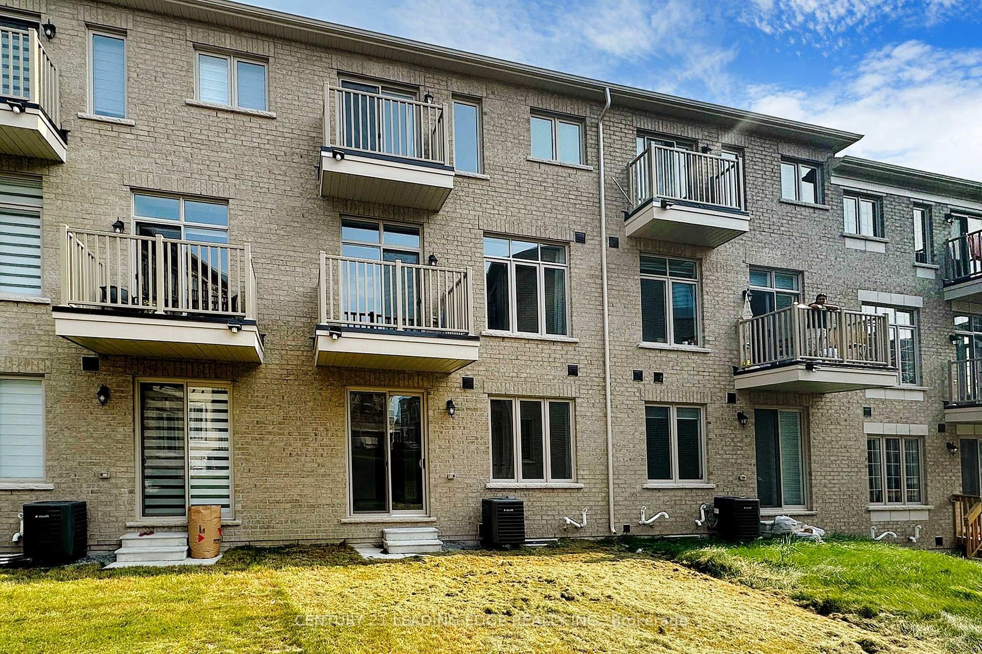 24 Phillipsen Way photo 33