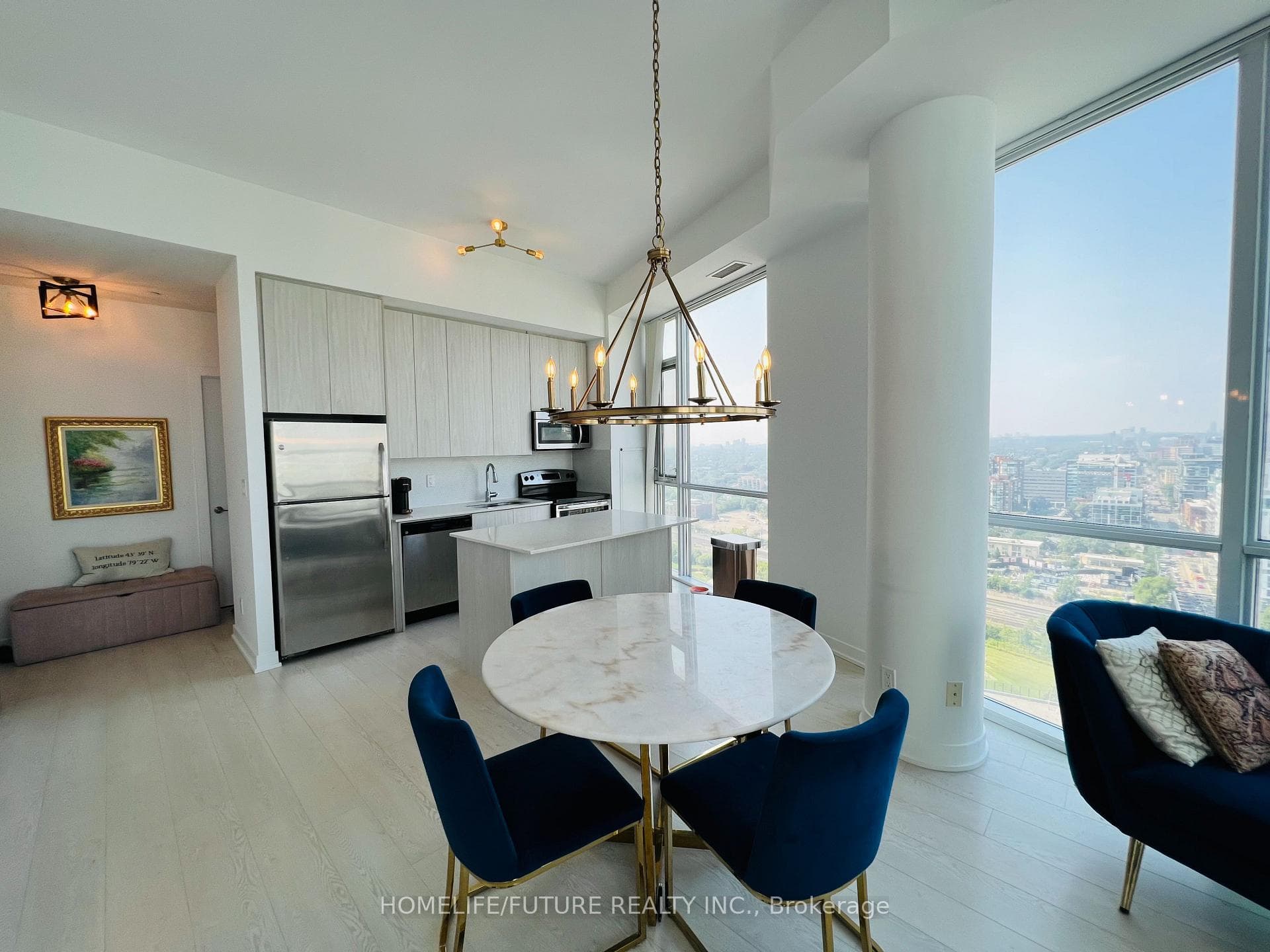 20 Bruyeres Mews Unit PH3 photo 3