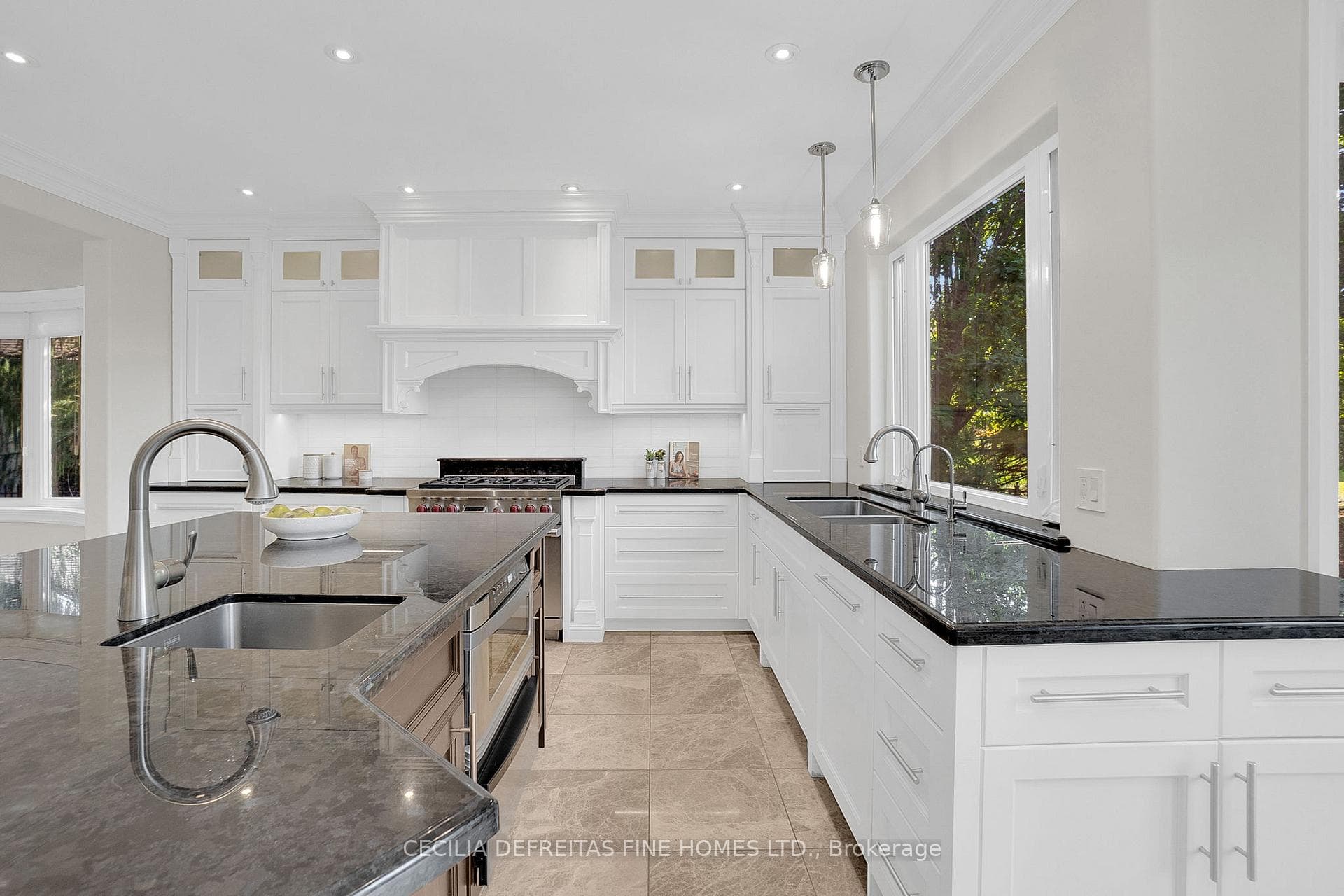 74 Mactaggart Drive photo 7