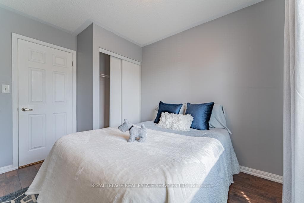 3035 Dewridge Avenue photo 22