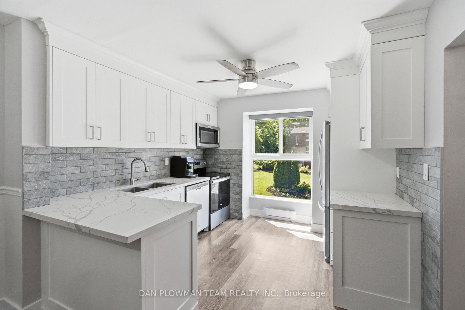 350 Camelot Court Unit 45 photo 2