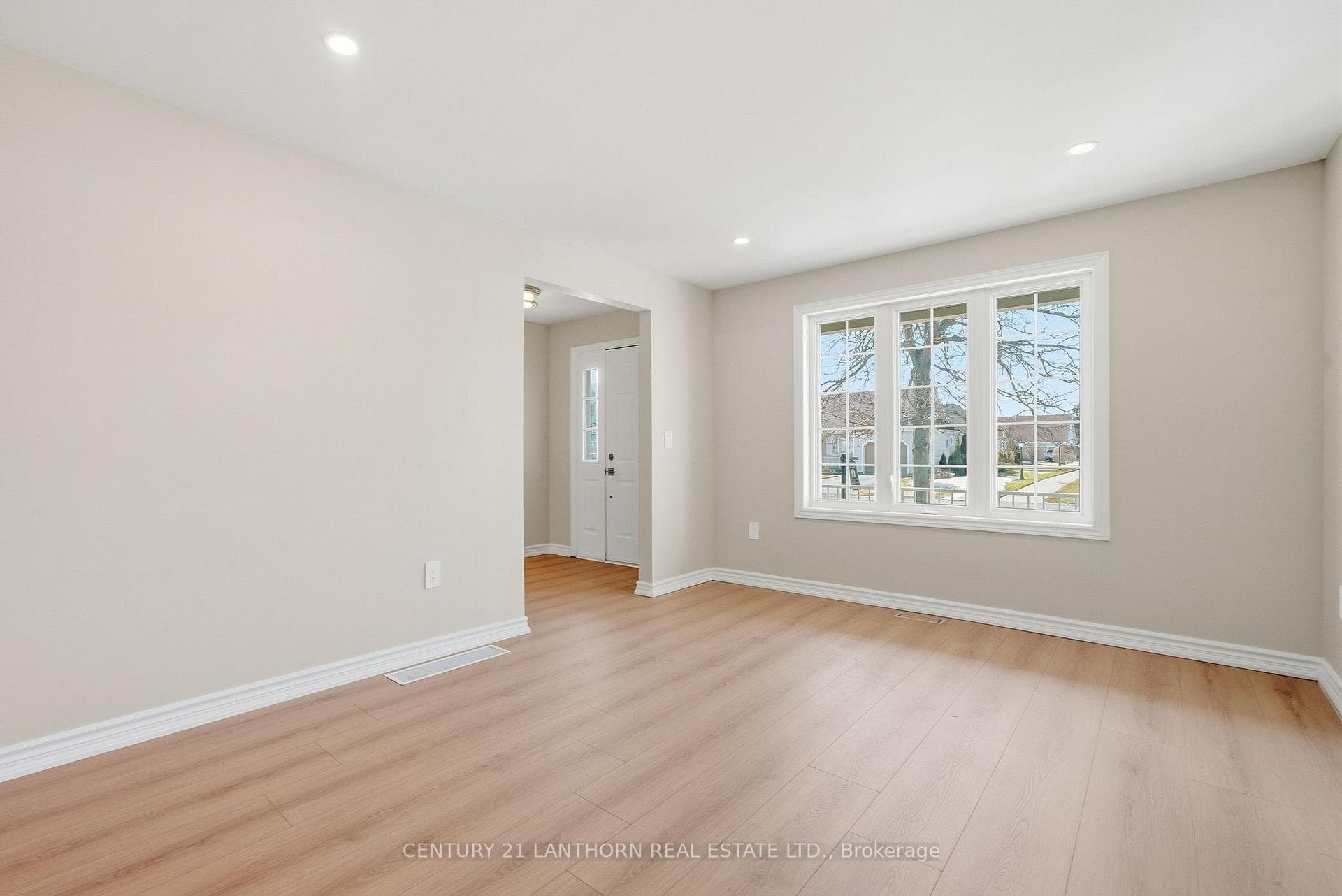 13 Nesbitt Drive photo 8