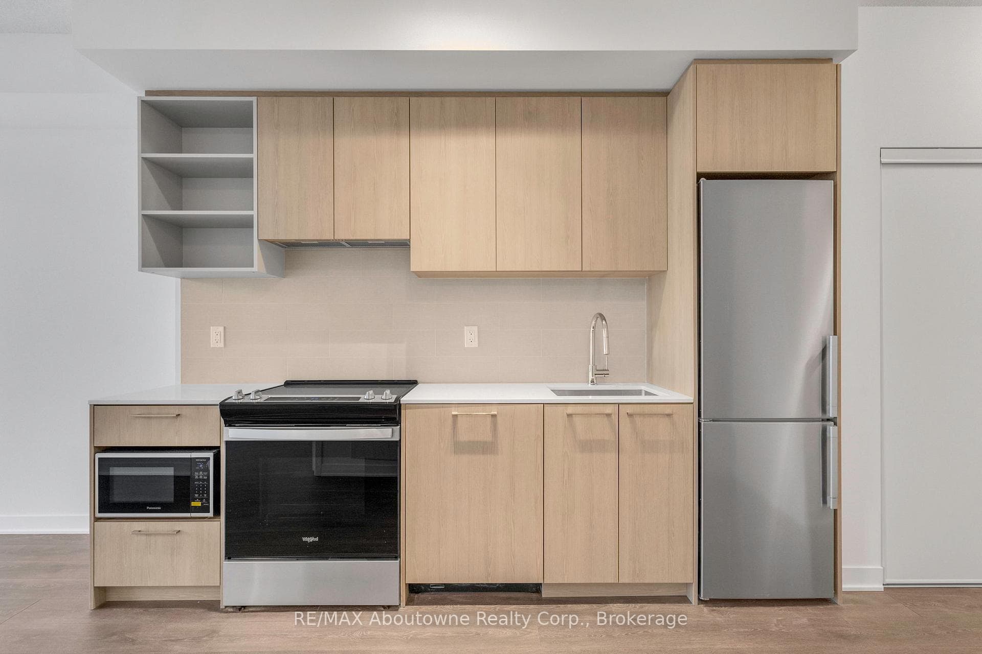 260 Malta Avenue Unit 1001 photo 1