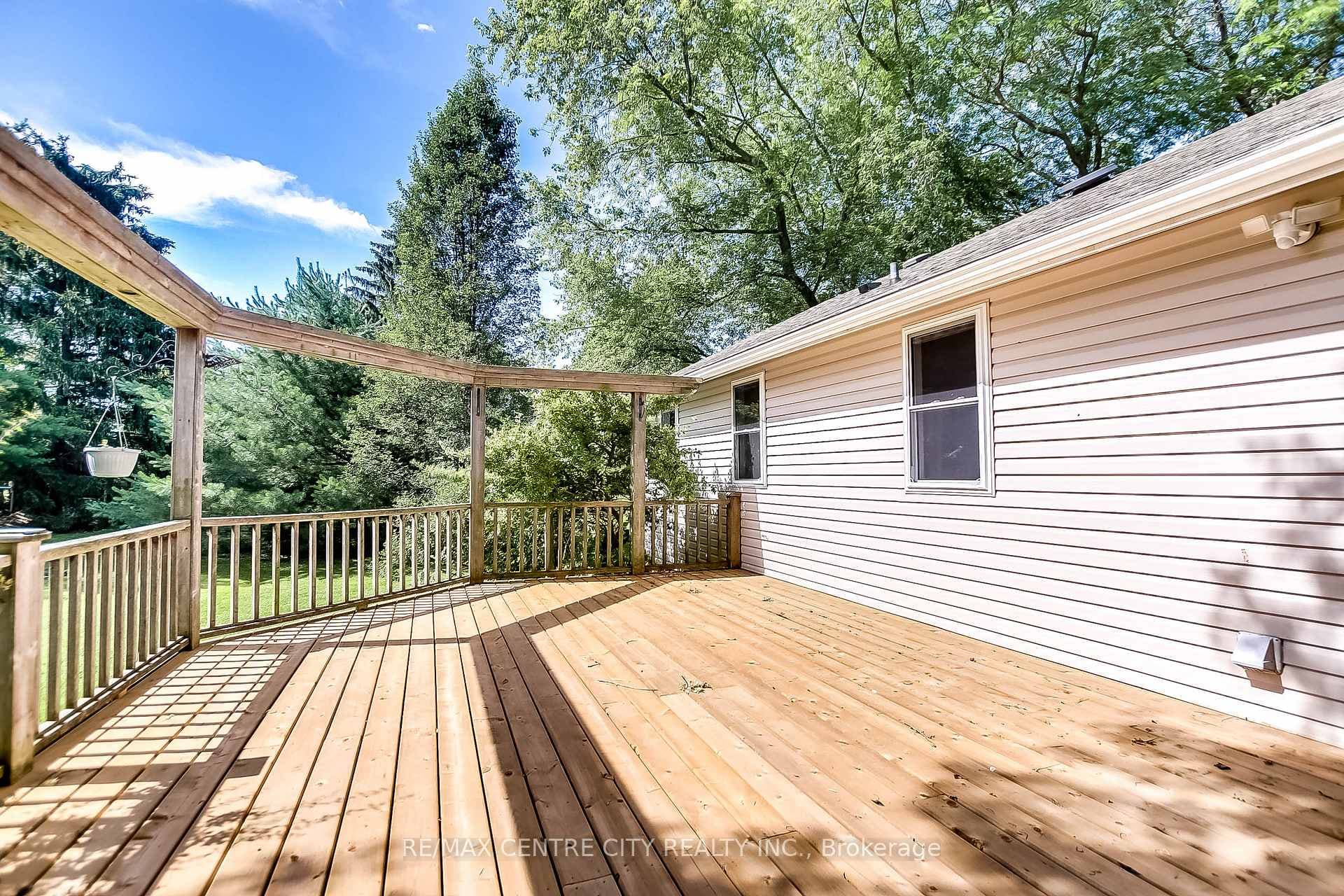 9350 SPRINGWATER Road photo 25