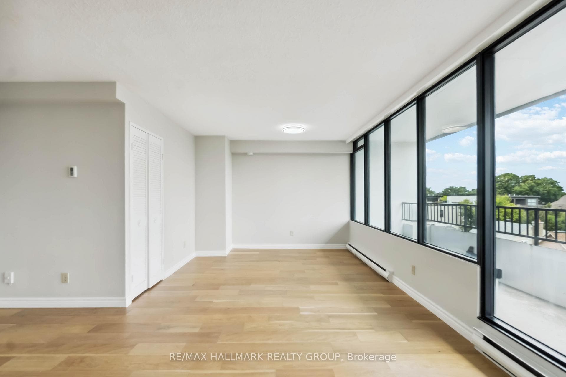370 Dominion Avenue Unit 505 photo 12