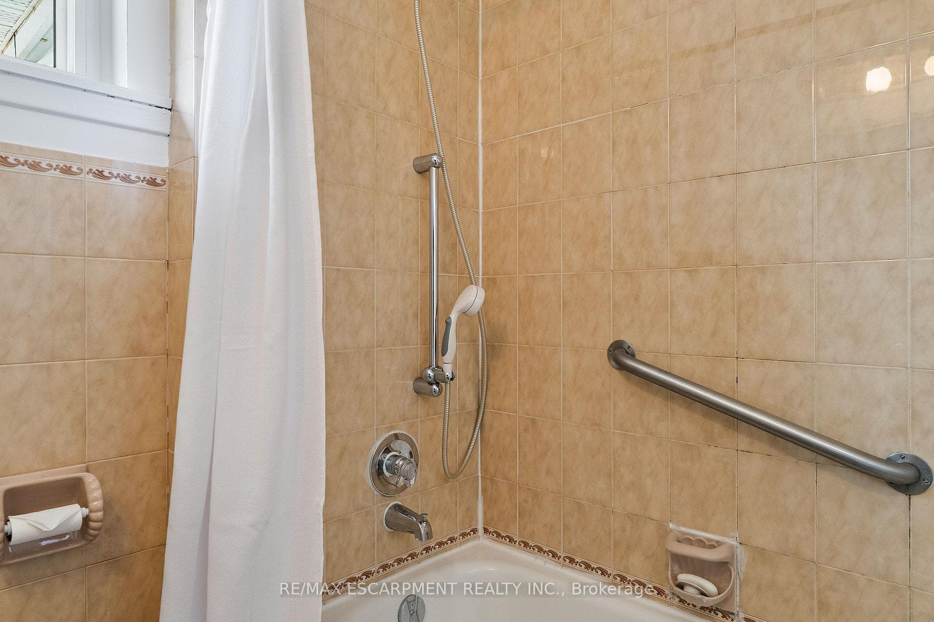 1272 Kelly Road photo 24