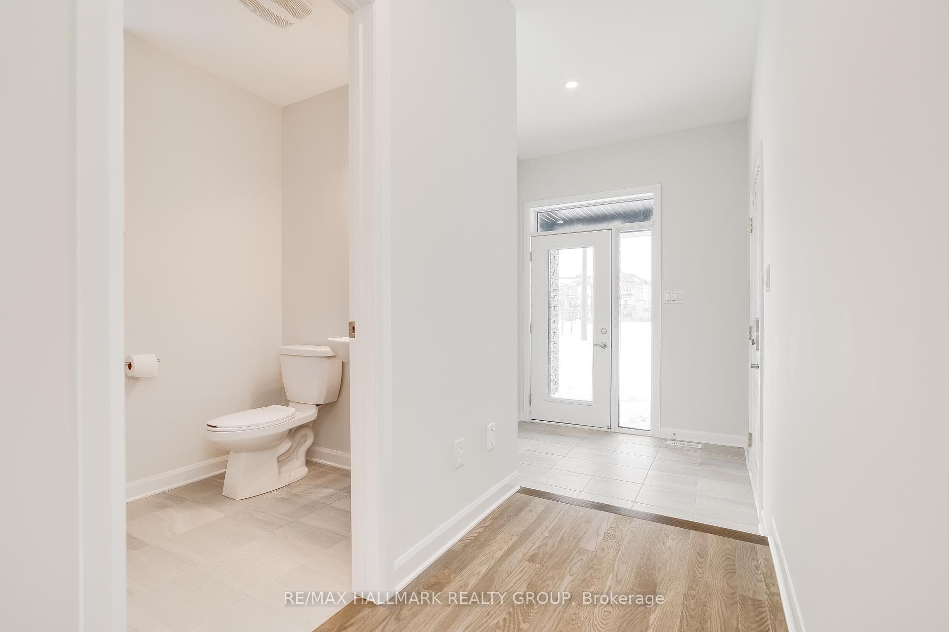 715 Sebastian Street photo 3