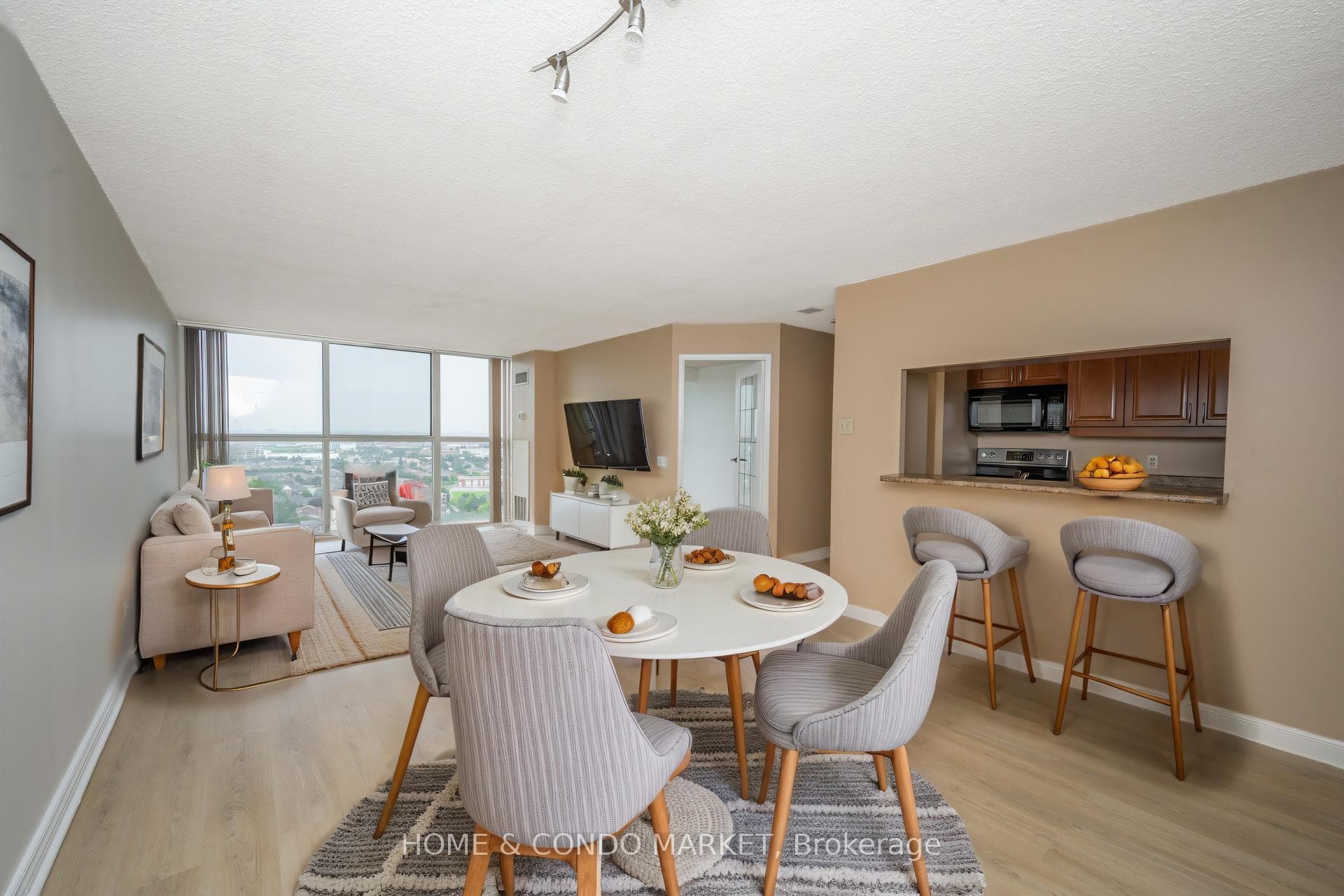 25 Trailwood Drive Unit 2304 photo 6