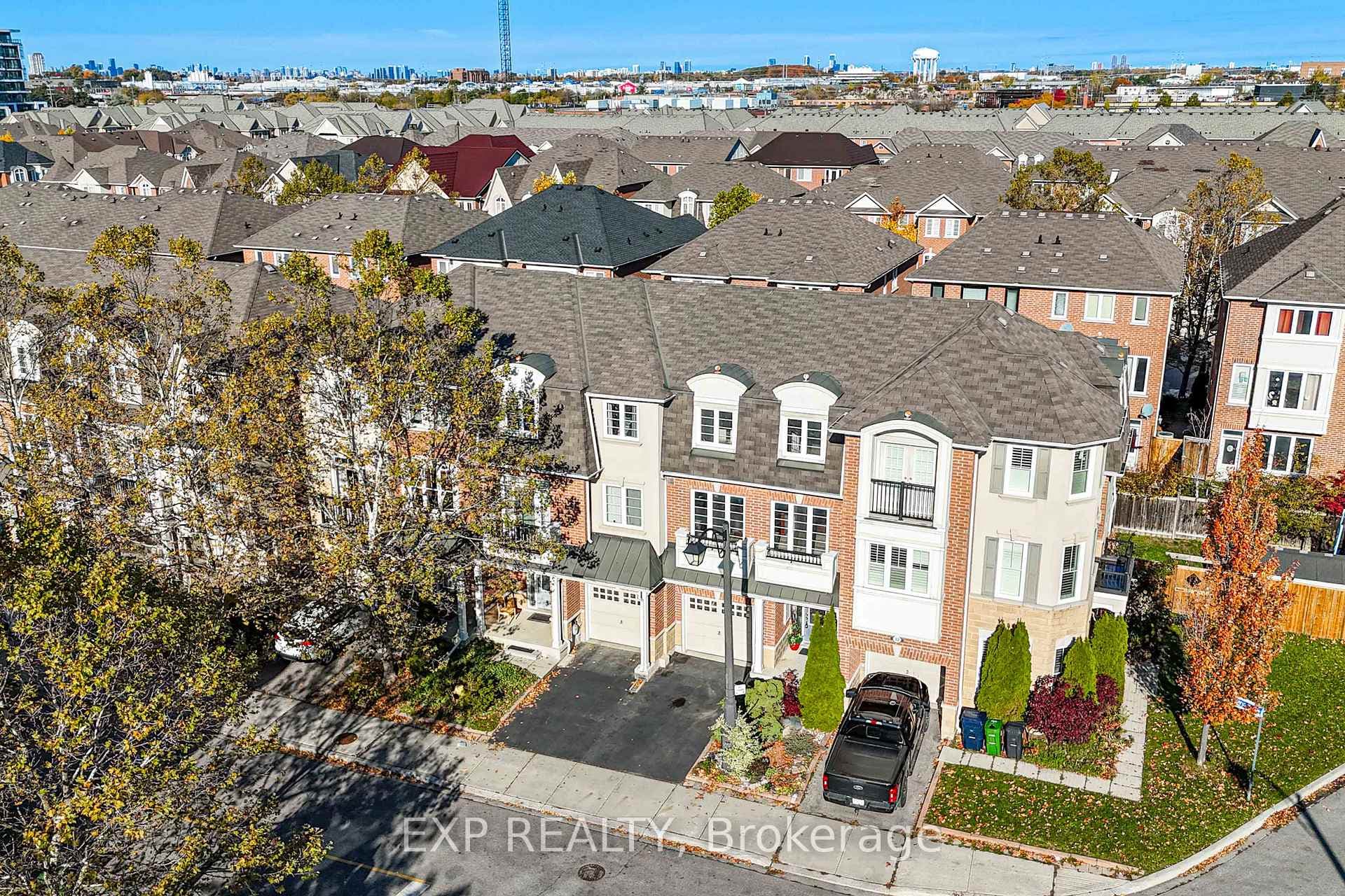 30 Yates Avenue photo 46