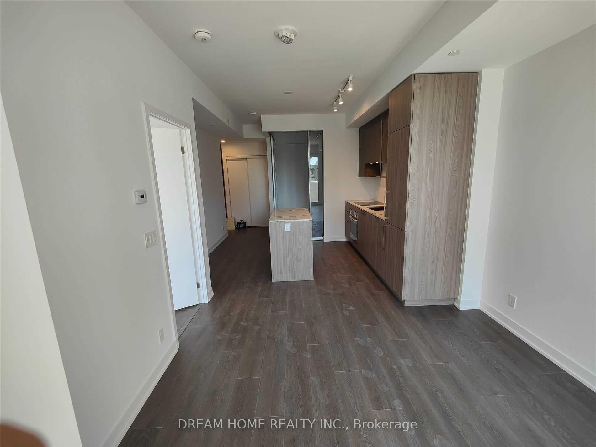 15 Holmes Avenue Unit 1201 photo 4