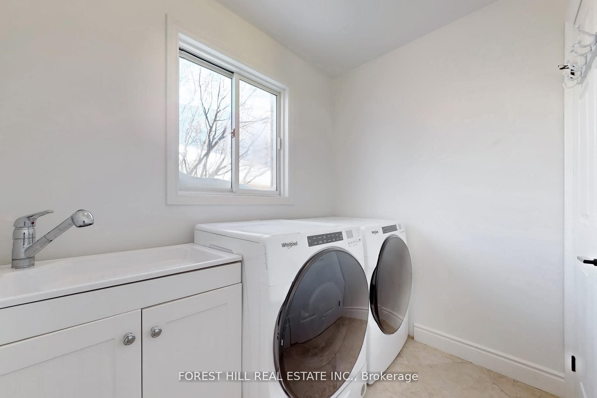 683 Willow Road photo 14