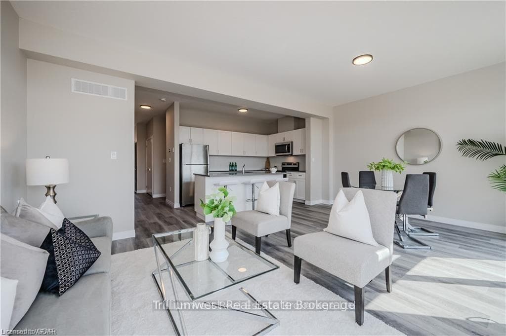 64 Ayr Meadows Crescent photo 12