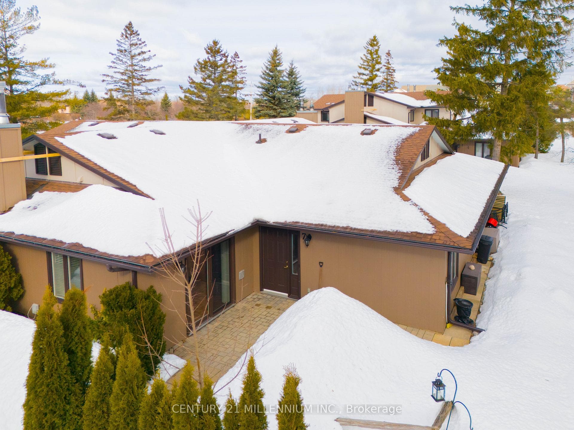 7 Trafalgar Road Unit 7 photo 3