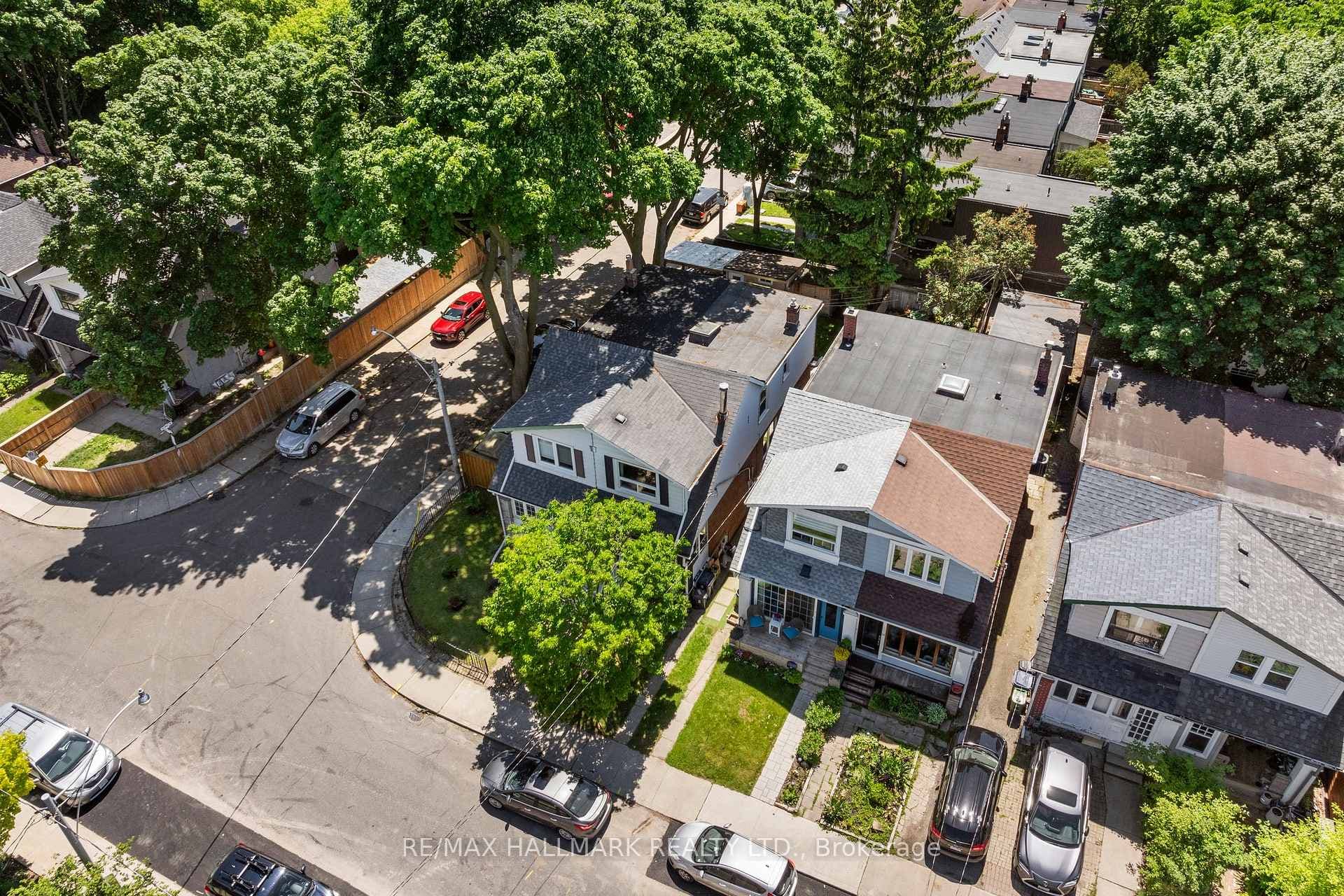 17 Athletic Avenue photo 33