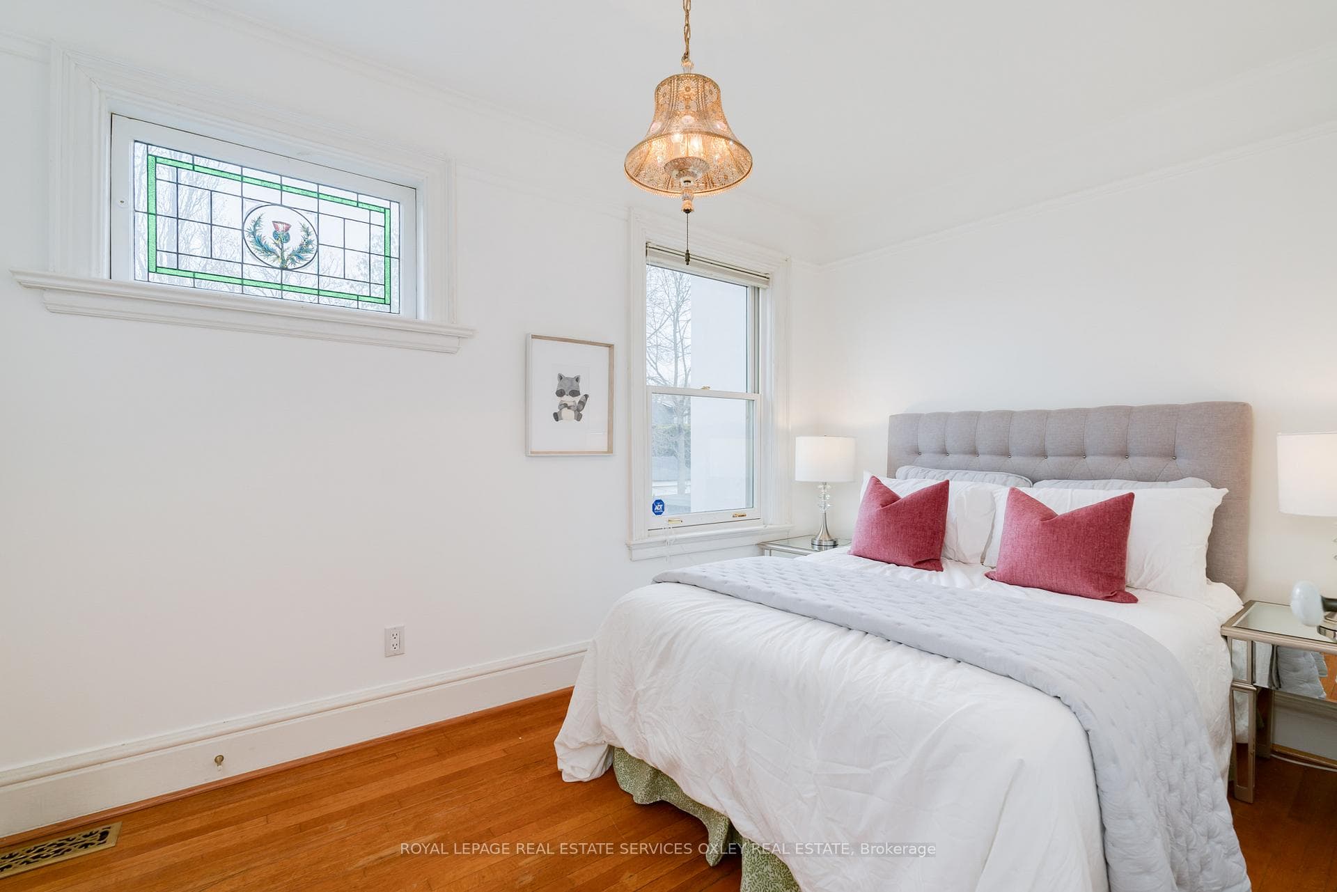 116 Roxborough Street photo 19
