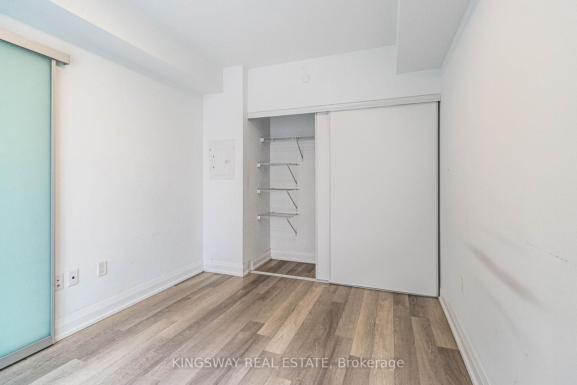 77 Mutual Street Unit 710 photo 26