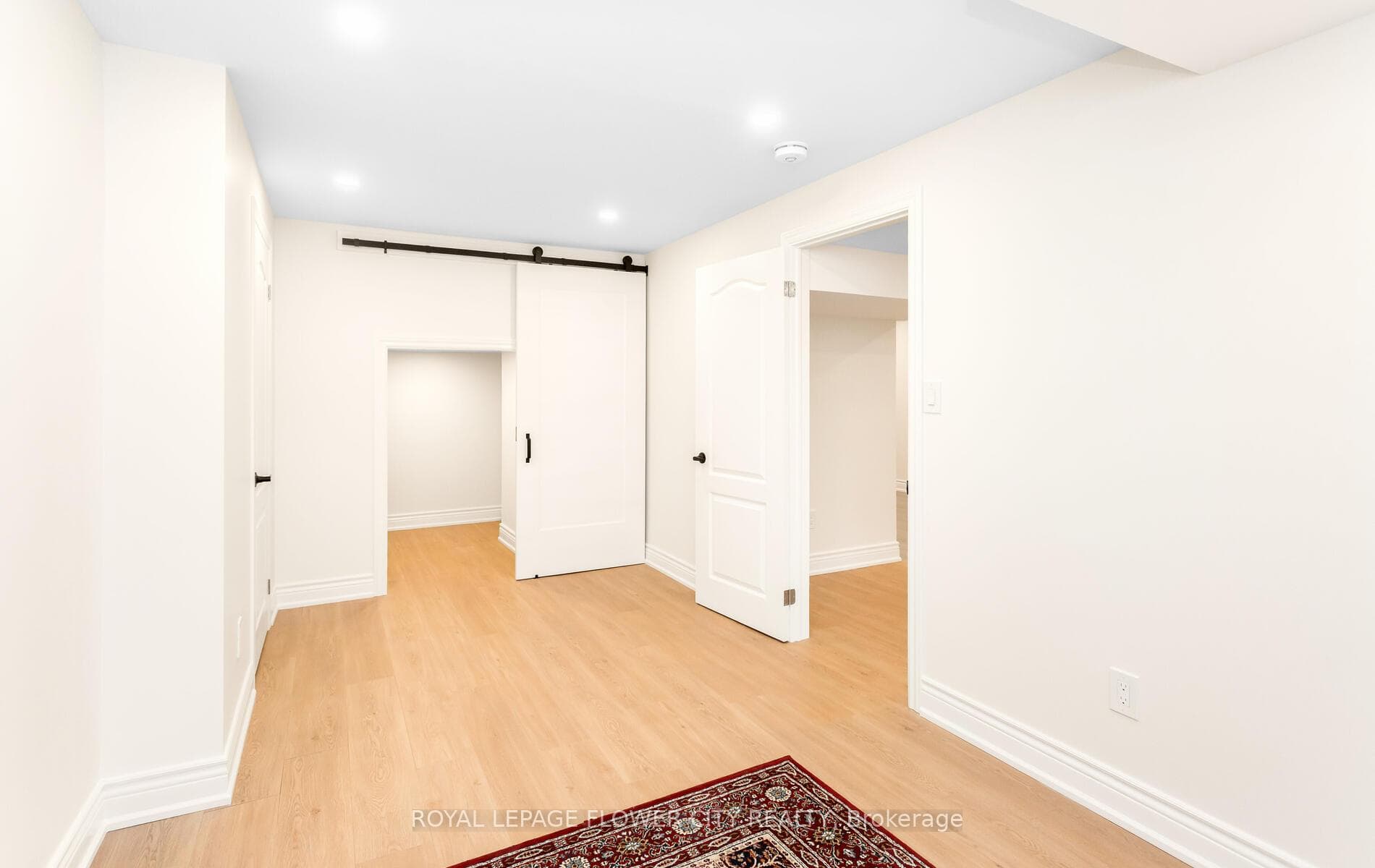 513 Davis Drive photo 28
