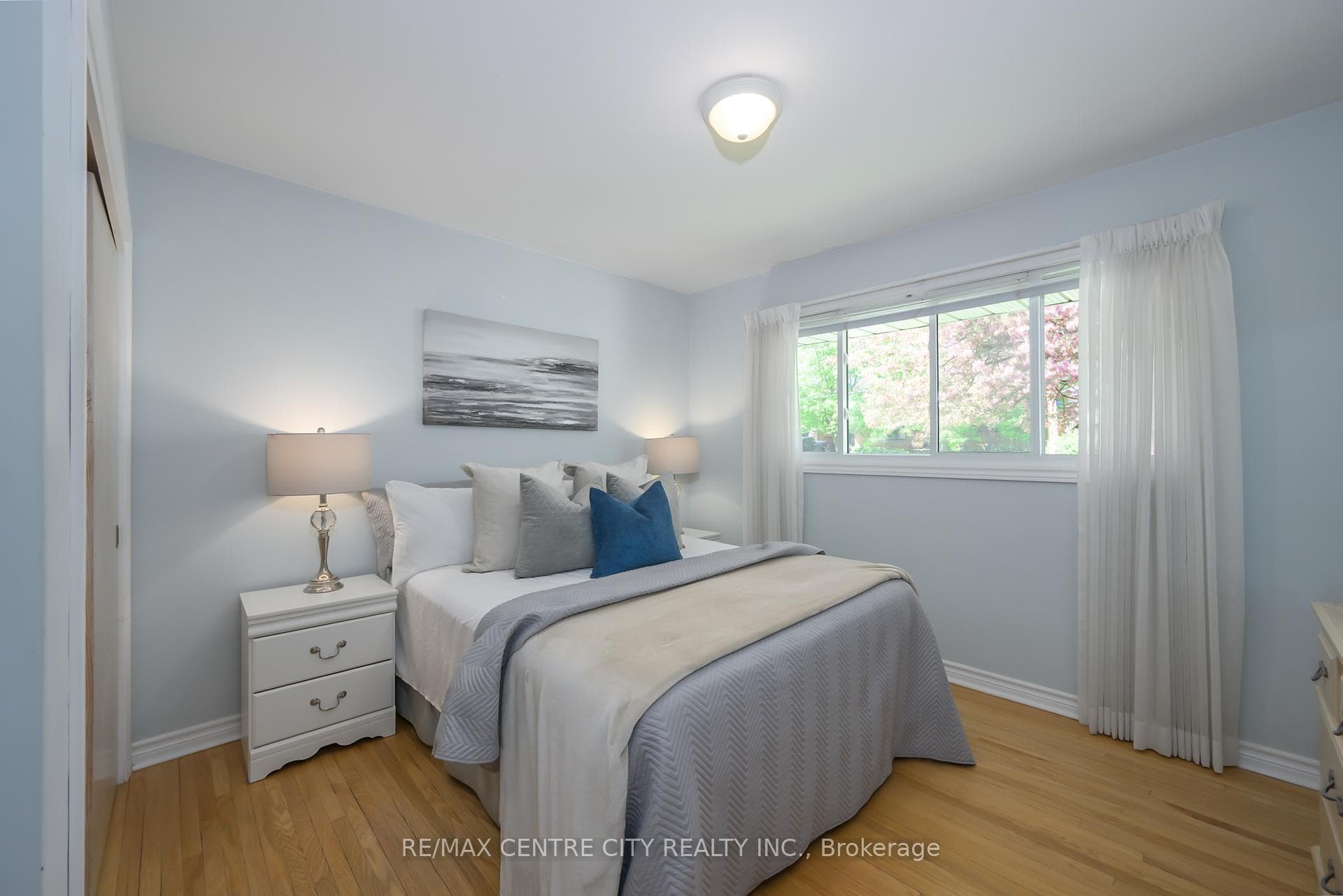 79 Biscay Road photo 24