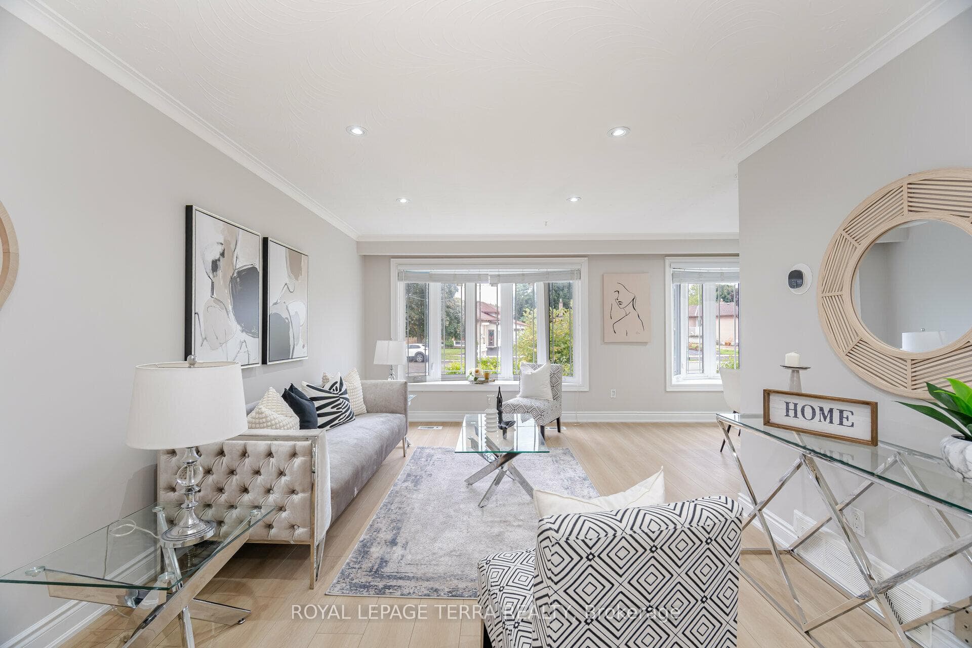 114 Milford Haven Drive photo 6