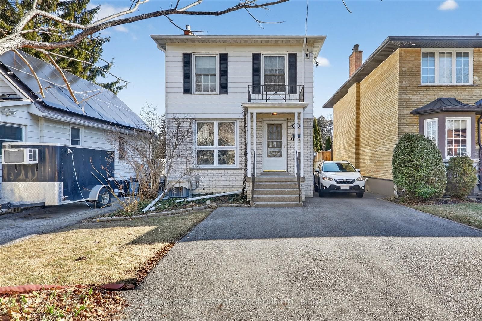35 Roxaline Street photo 2