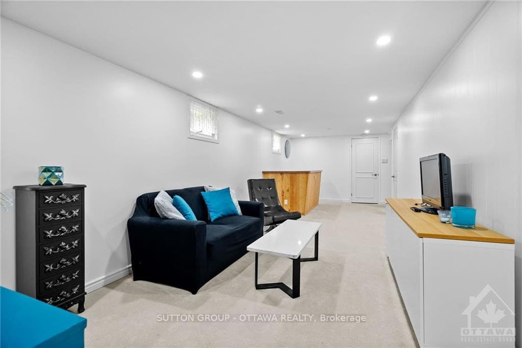 515 PENHILL Avenue photo 17