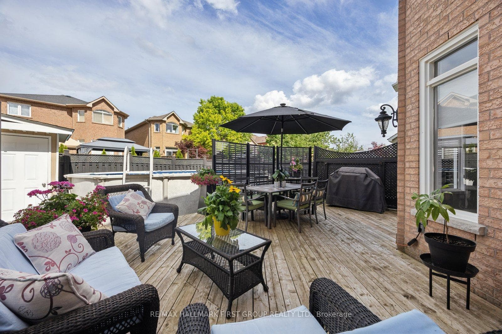 472 Summerpark Crescent photo 44