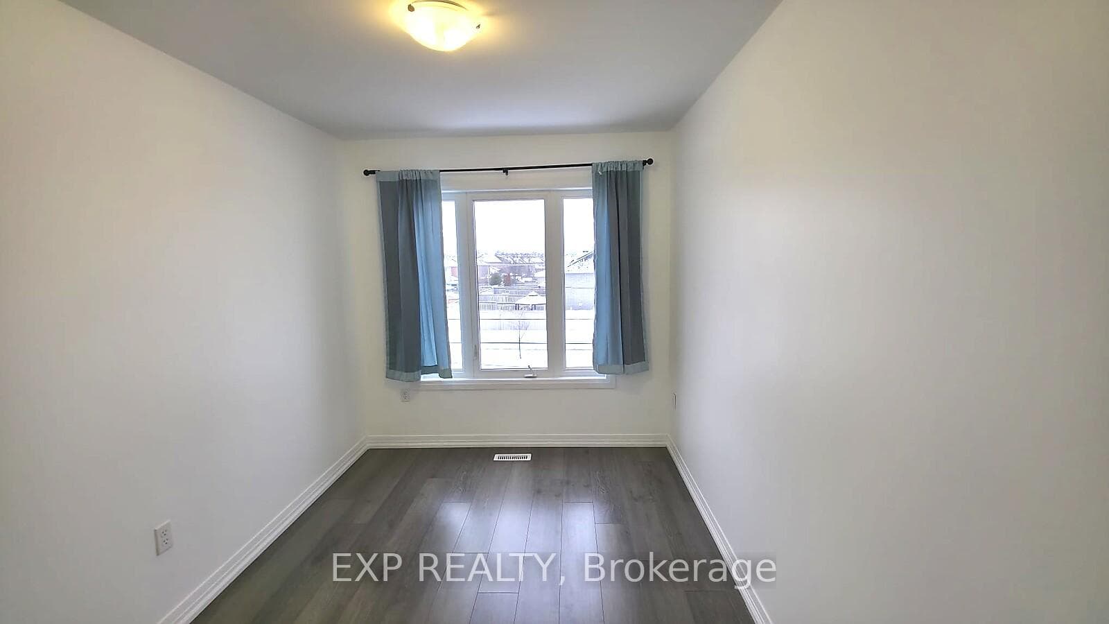 111 Fairlane Avenue photo 14