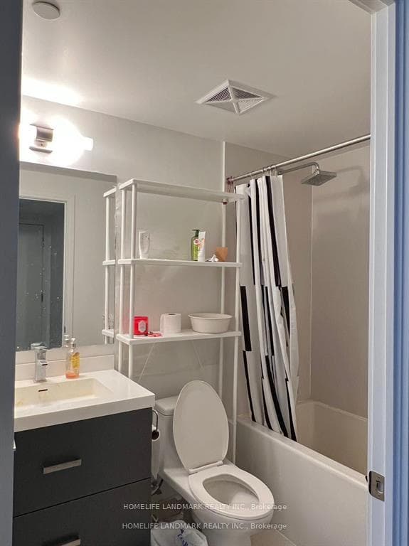 50 Wellesley Street Unit 905 photo 8