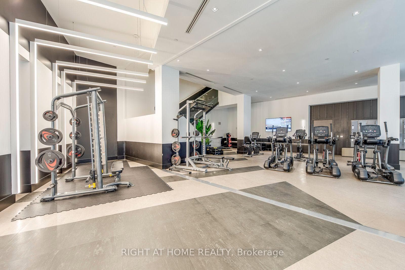 2916 Highway 7 Road Unit 3202 photo 32
