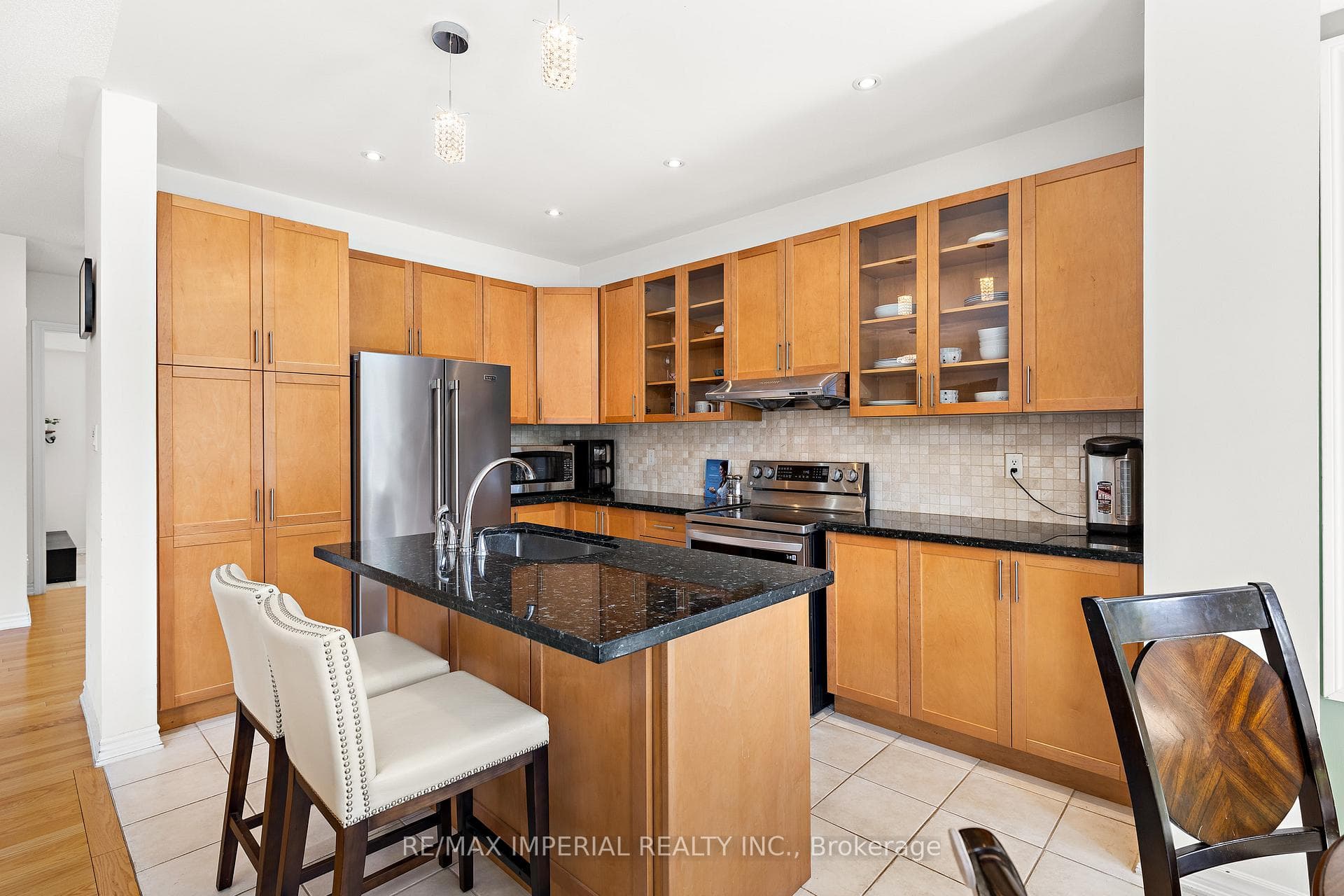 2462 Kwinter Road photo 17