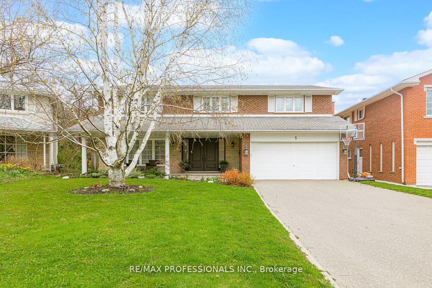 5 Courtsfield Crescent photo 1