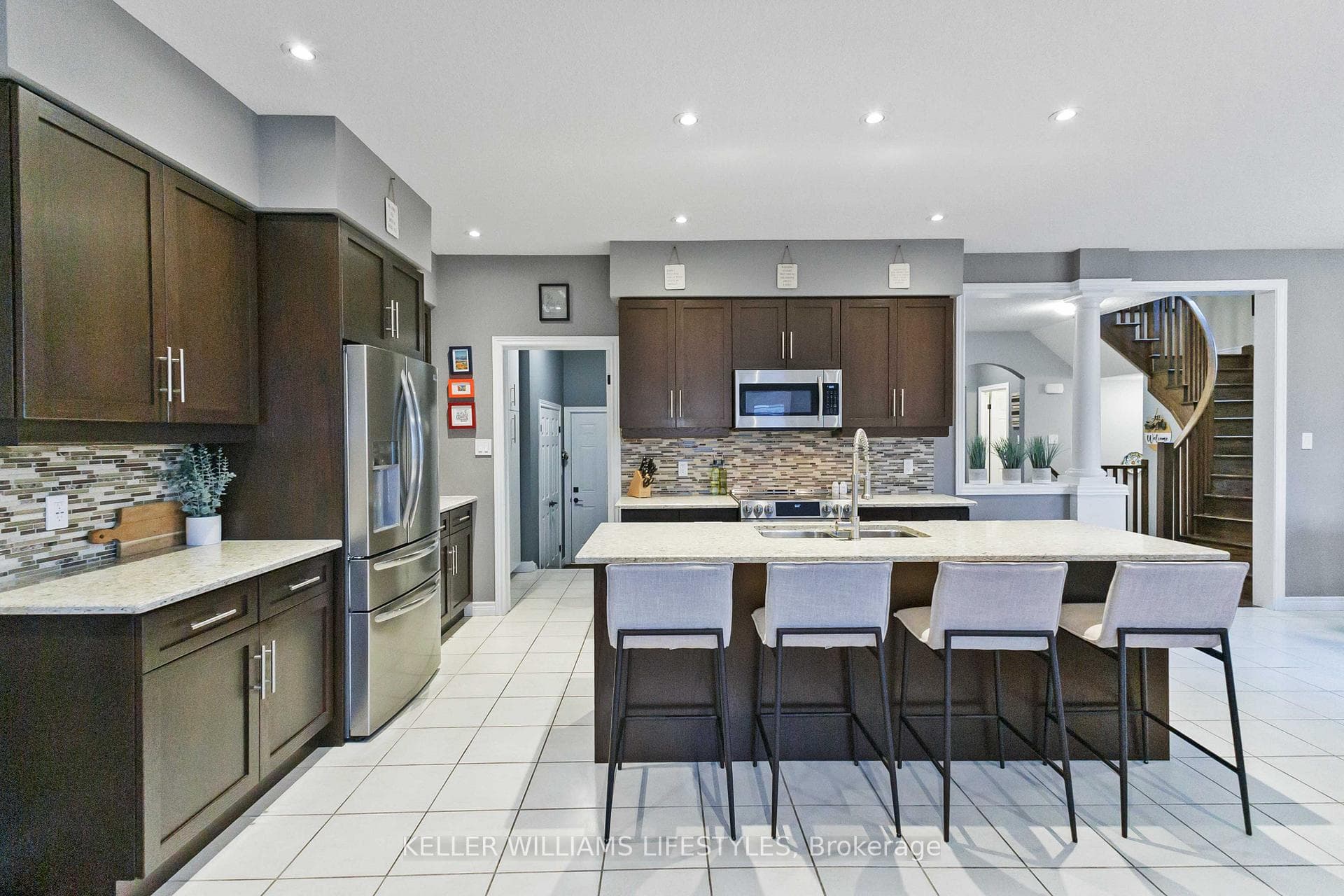 488 Blackacres Boulevard photo 17